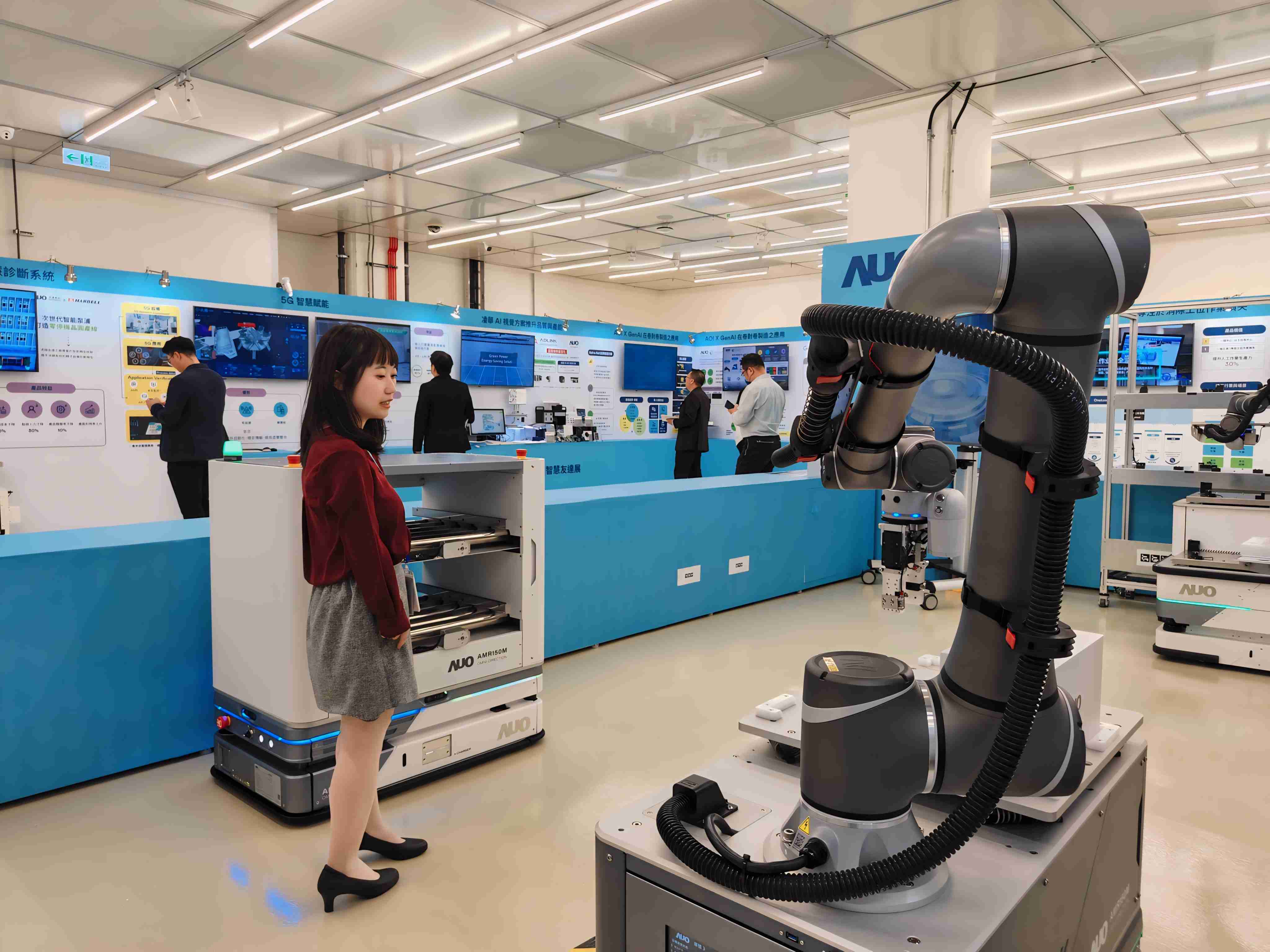 2024智能巨星国际展邀集生态圈伙伴共同参展，，从数字应用、、净零减碳到能源发展，，创造全方位永续商机，，携手生态圈伙伴迈向永续未来